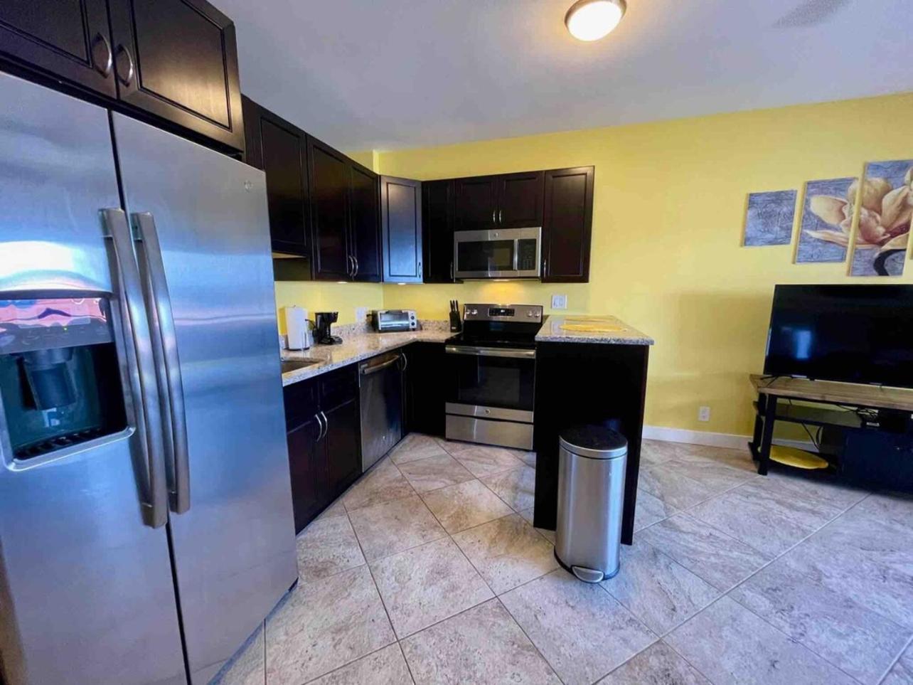 Couples Getaway 1Bed 1Bath Condo In Red Hook Nazareth Exterior photo